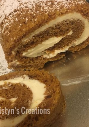 A picture of Pumpkin roll.
