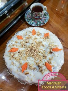عکسی از دستور کیک هویج، گردو و دارچین