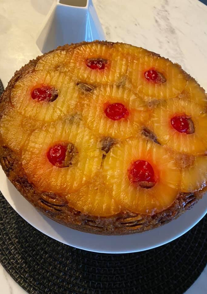 Una foto de Volteado de Piña