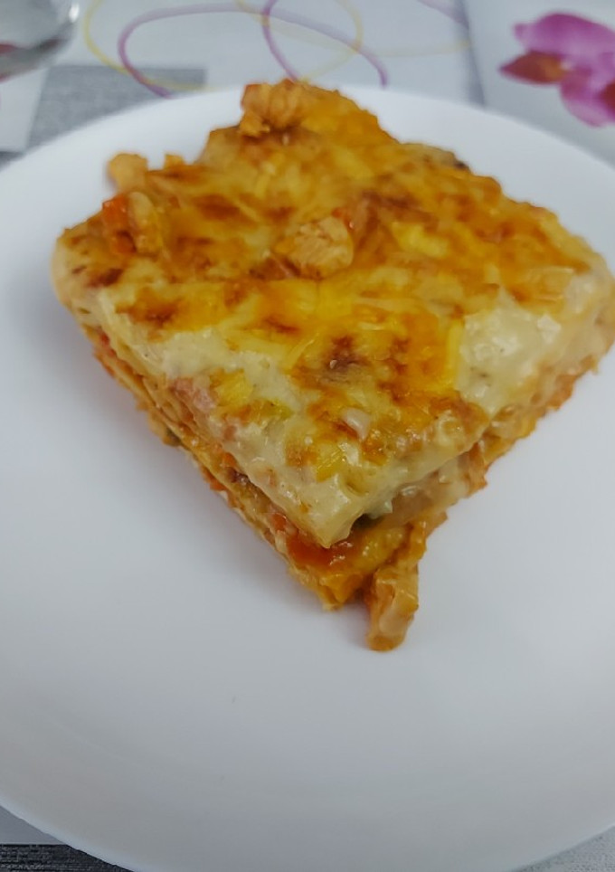Una foto de Lasaña de pollo con verduras