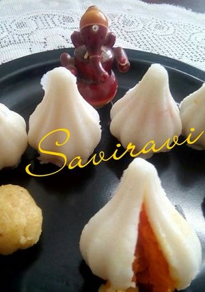 A picture of Carrot Modak.
