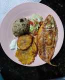 Mojarra roja en earfryer y arroz con producto de ARA