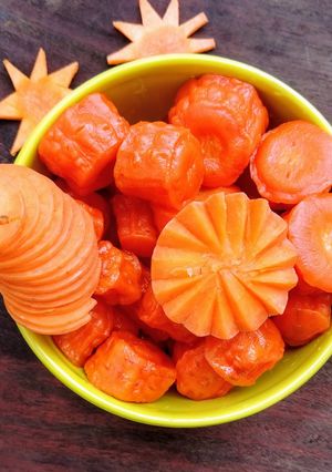 गाजराचा मुरब्बा (gajaracha muramba recipe in marathi) रेसिपी चे मुख्य फोटो 