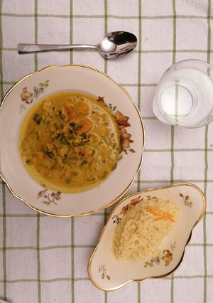 Una foto de Curry con verduritas :)