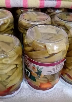 O poză a rețetei Fasole verde la borcan...pentru iarna.