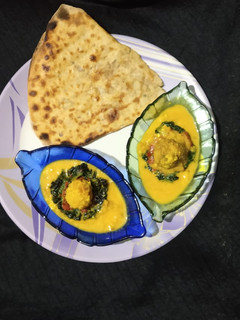 A picture of Plain tandoori roti.