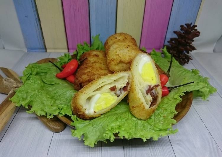 38. Risoles Mayo