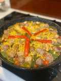 Paella mini para tres, con albóndigas