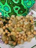 Garbanzos con calabacín y pasta