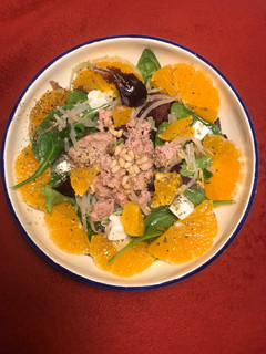 Una foto de Cena: ensalada