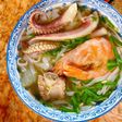 Hủ tiếu mềm sườn heo, hải sản