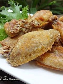 รูปของ ปีกไก่ทอดเกลือ