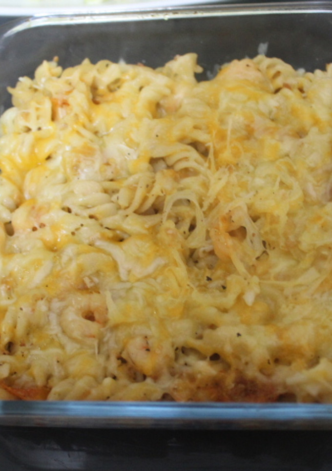 Una foto de Espirales gratinadas con gambas y cherrys