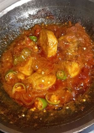 A picture of Dhaba style chicken Karahi.