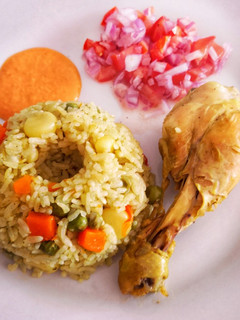 Una foto de Arroz con pollo🐥