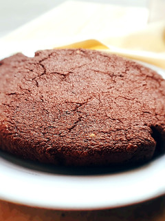 Una foto de Bizcocho de avena y chocolate