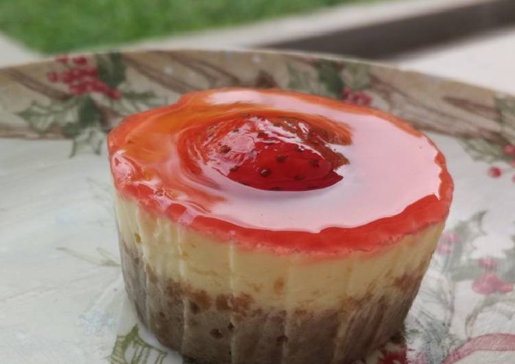 Resep Mini strawberry cheesecake yang Enak