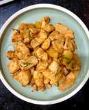 Lườn gà rang gừng xả lá chanh dễ làm