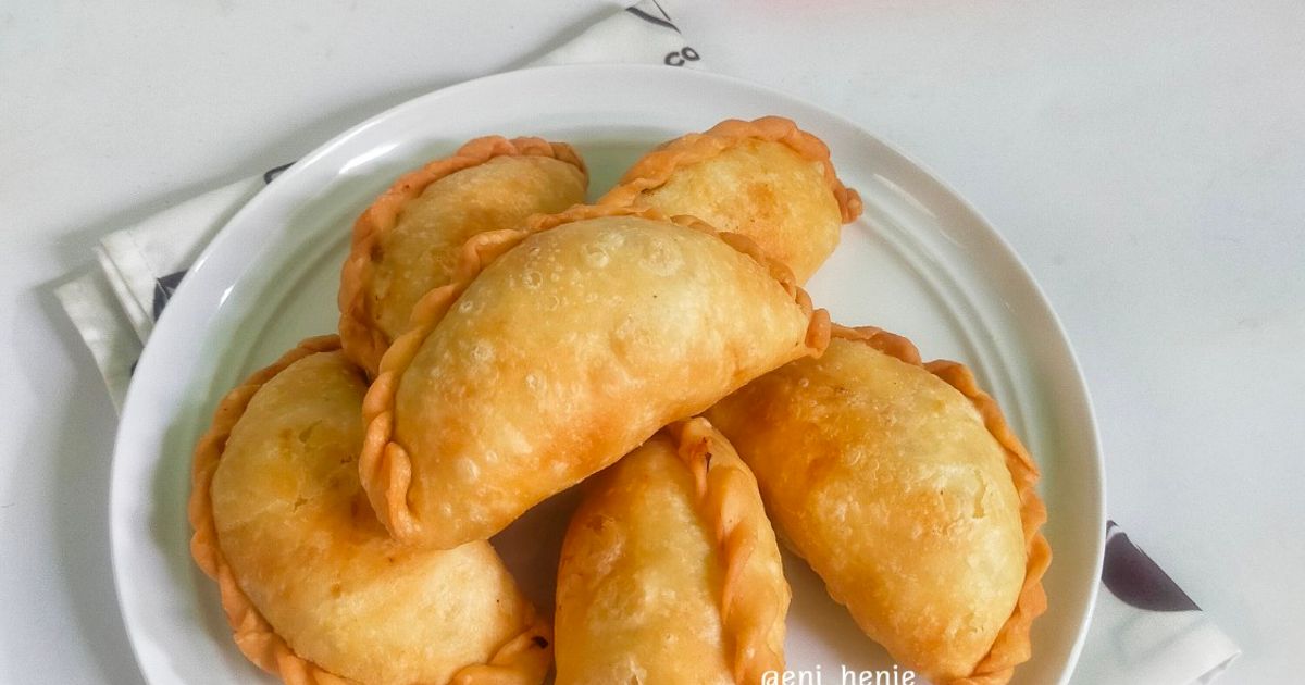878. Pastel Renyah Tanpa Telur (Tahan Lama)