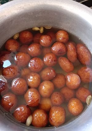 A picture of Milk powder Gulab jamun.