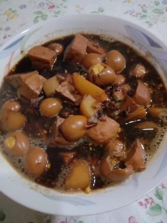 Langkah Mudah untuk Membikin Resep "semur telur puyu kentang tahu"😘👍 yang Bikin Ngiler Anti Ribet, Lezat Sekali