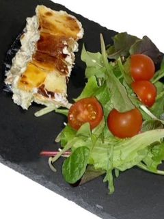 Une photo de Tourte au poulet / boursin