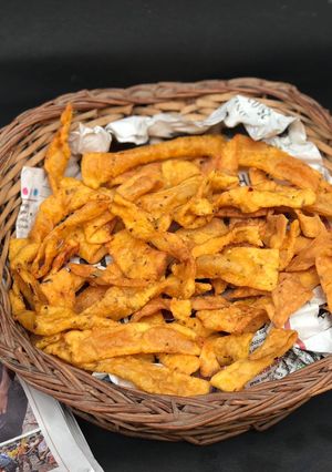 મગ દાળ સ્ટ્રીપ્સ (Moong Daal strips recipe in Gujarati) રેસીપી મુખ્ય ફોટો