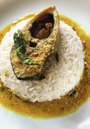 দই ইলিশ রেসিপির প্রধান ছবি
