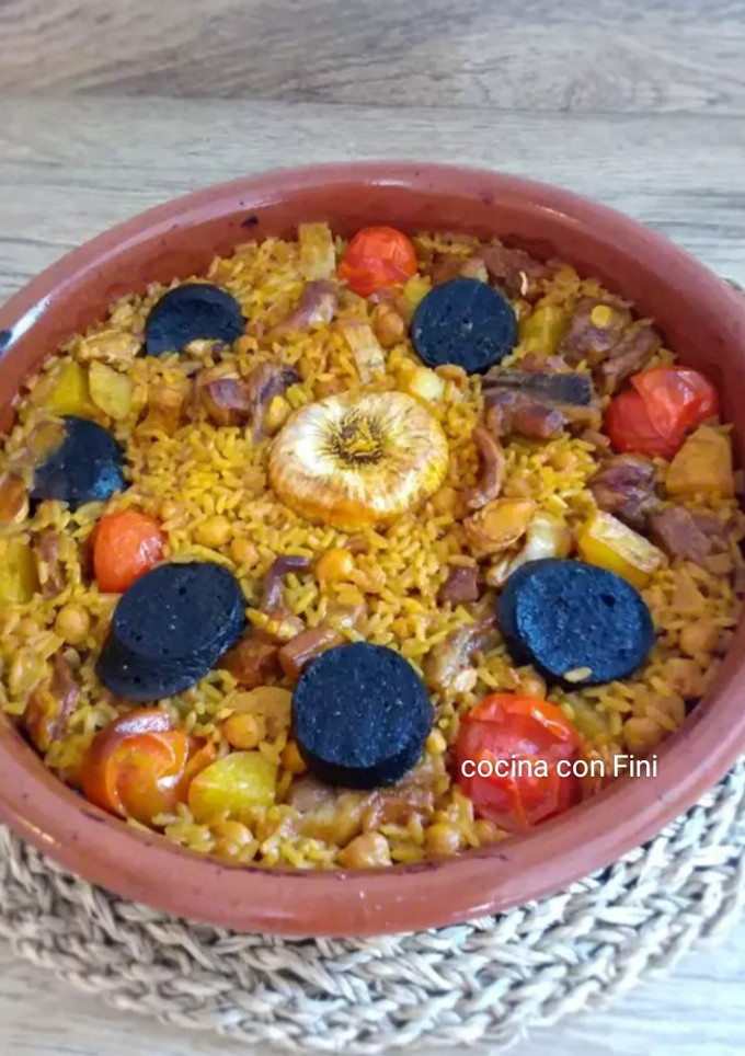 Una foto de Arroz al horno con falda de cordero
