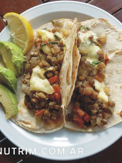 Una foto de Tacos Vegetarianos con Lentejas y Queso