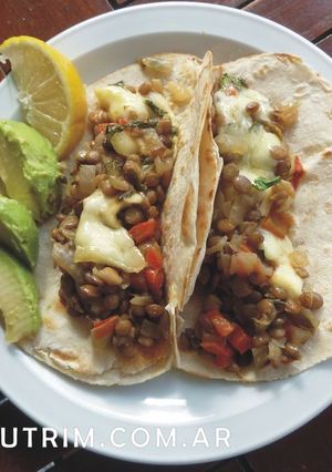 Una foto de Tacos Vegetarianos con Lentejas y Queso
