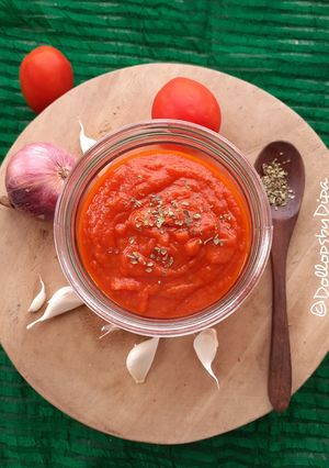 A picture of Pizza Sauce.