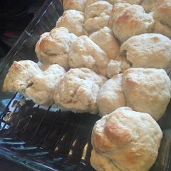 A picture of Refrigerator rolls.