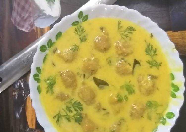 Simple Way to Make Favorite Pakoda ki kadhi