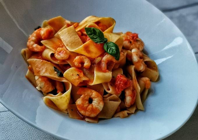 Recipe of Homemade Spicy Prawn Linguine