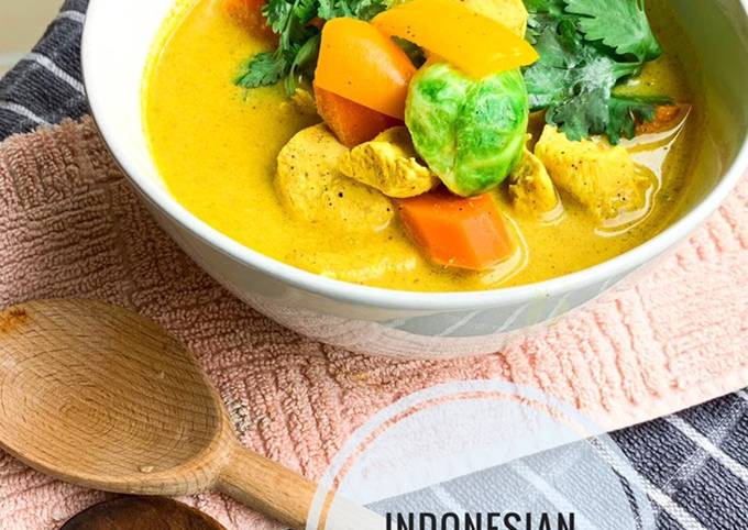 Indonesian store yellow curry