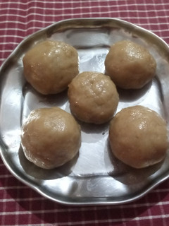 வெந்தயக் களி(Vendhiya kali recipe in Tamil) செய்முறை முக்கிய புகைப்படம்