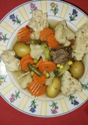 Őzgerinc leves lestyános daragaluskával recept fotója