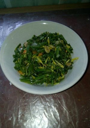 Foto resep Tumis pakis udang ebi
