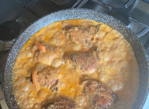 Una foto de Muslos de pollo al chipotle