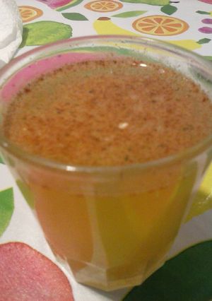 Una foto de Infusión de ortiga a la canela y limón