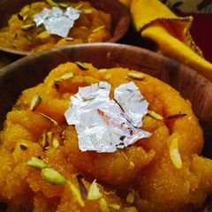 A picture of Makhandi halwa.