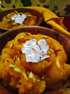A picture of Makhandi halwa.