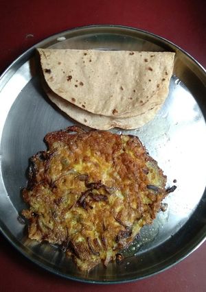 ডিমের অমলেট(dimer omelette recipe in bengali) রেসিপির প্রধান ছবি