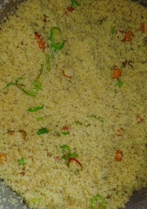 Couscous da sause in kabeji ainihin hoton girkin