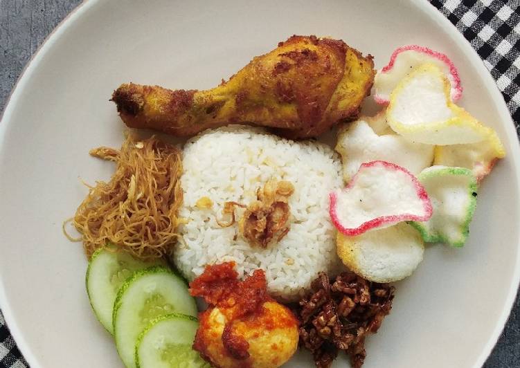 Easiest Way to Make Perfect 39. Nasi Uduk ricecooker /Magicom