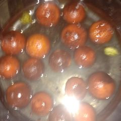 A picture of Milk powder gulab jamun.
