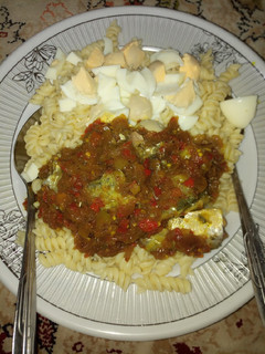 A picture of Macaroni with sardine sause.