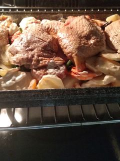 Фото Курица с овощами и черносливом 🐔.