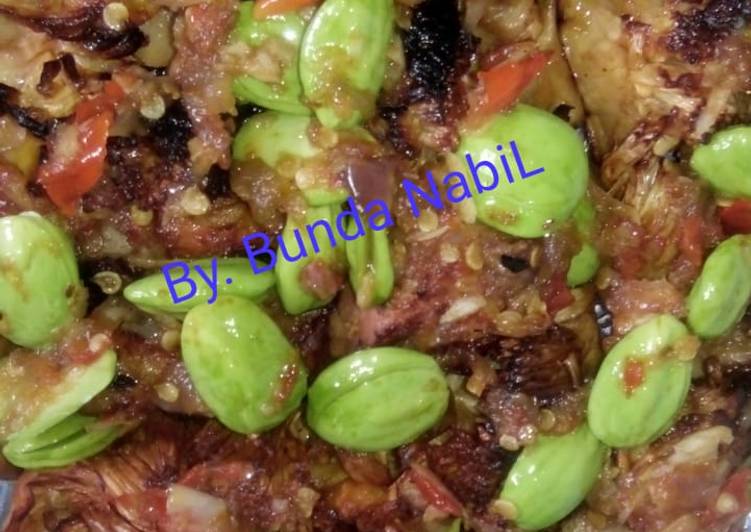makanan 16.Mandai siram sambal petai yang Enak